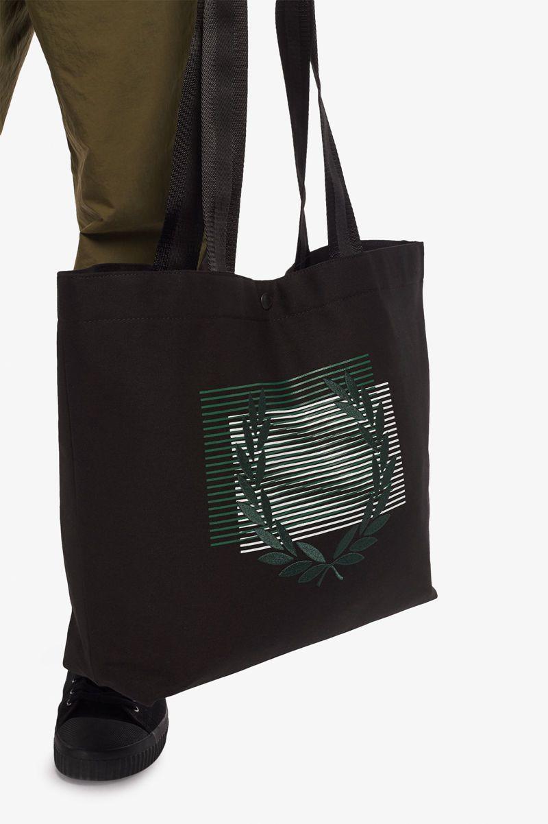 Black Fred Perry Glitch Graphic Tote Men's Bags | PH 1042FDNM